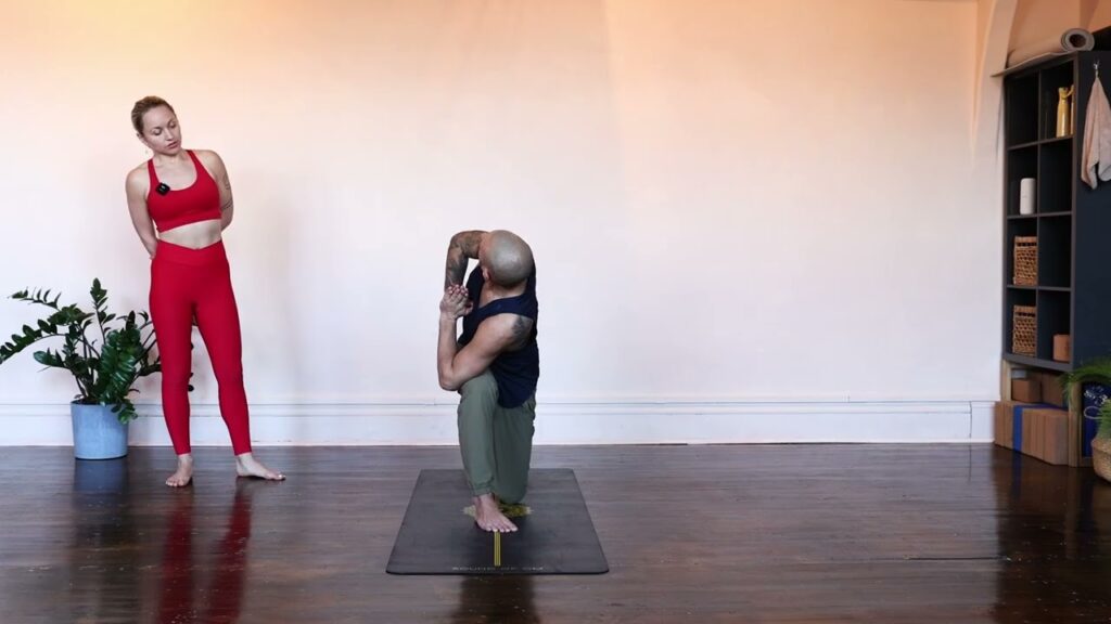 Revolved Side Twist or Revolved Side Angle (Parivrtta Parsvakonasana)